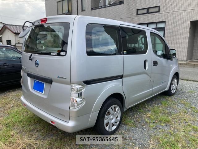Nissan E-NV200 VAN 2015-12 8883587-4