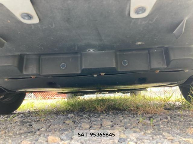 Nissan E-NV200 VAN 2015-12 8883587-5