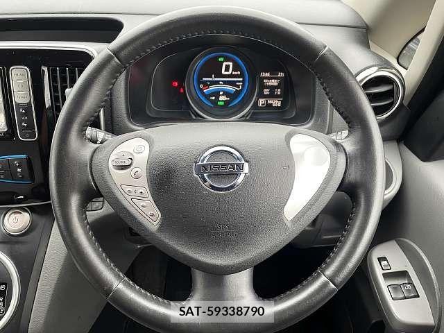 Nissan e-NV200 Wagon 2015-09 8658966-4