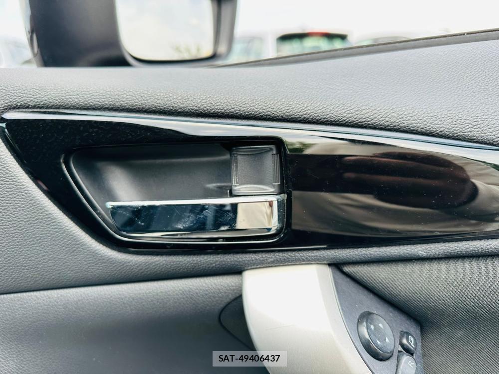 Mitsubishi ECLIPSE CROSS 2019-04 6339338-19