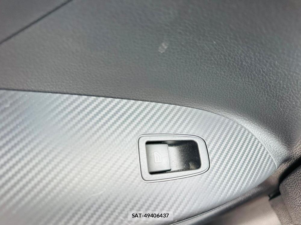 Mitsubishi ECLIPSE CROSS 2019-04 6339338-22