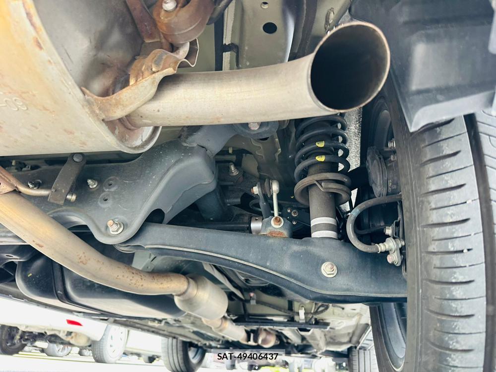 Mitsubishi ECLIPSE CROSS 2019-04 6339338-35
