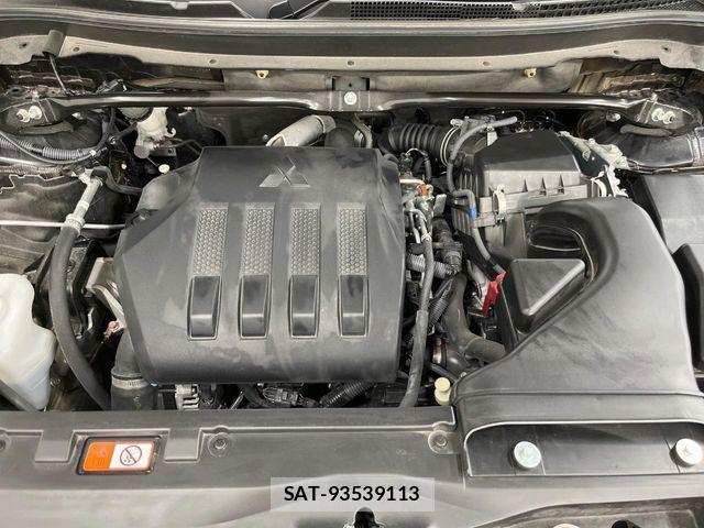 Mitsubishi ECLIPSE CROSS 2023-12 1212210-17