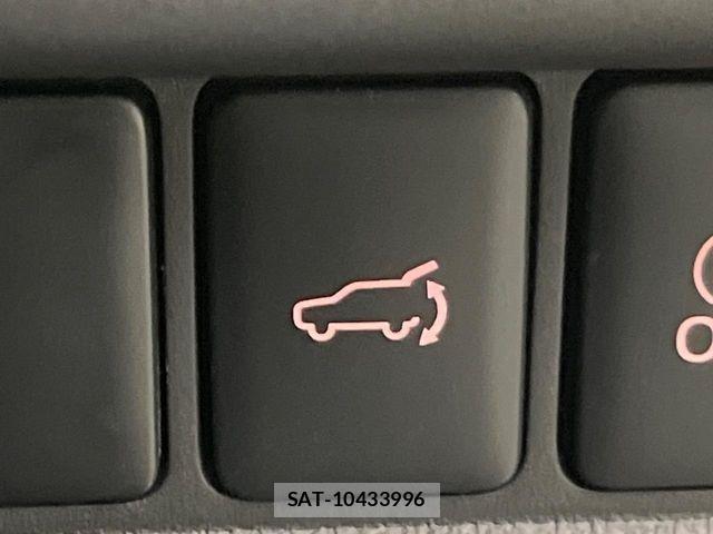 Mitsubishi ECLIPSE CROSS 2023-12 1220472-6