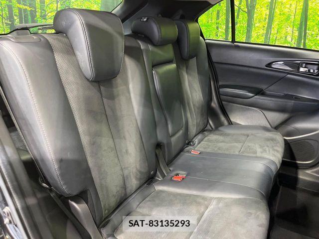 Mitsubishi ECLIPSE CROSS 2023-12 1227827-8