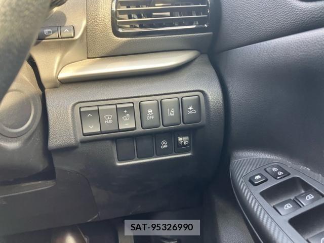 Mitsubishi ECLIPSE CROSS 2022-03 7217807-13