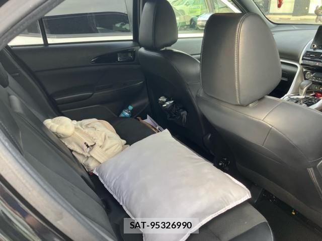 Mitsubishi ECLIPSE CROSS 2022-03 7217807-17