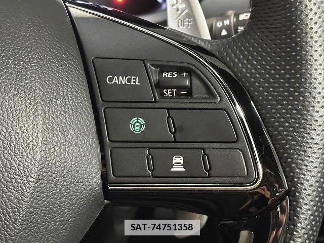Mitsubishi ECLIPSE CROSS 2024-11 7961350-4