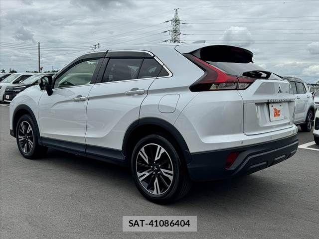 Mitsubishi ECLIPSE CROSS 2023-09 7979102-12