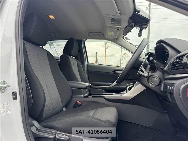 Mitsubishi ECLIPSE CROSS 2023-09 7979102-15