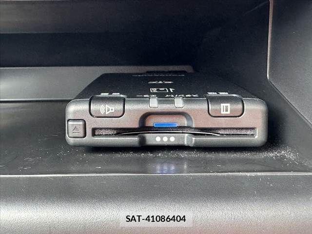 Mitsubishi ECLIPSE CROSS 2023-09 7979102-5