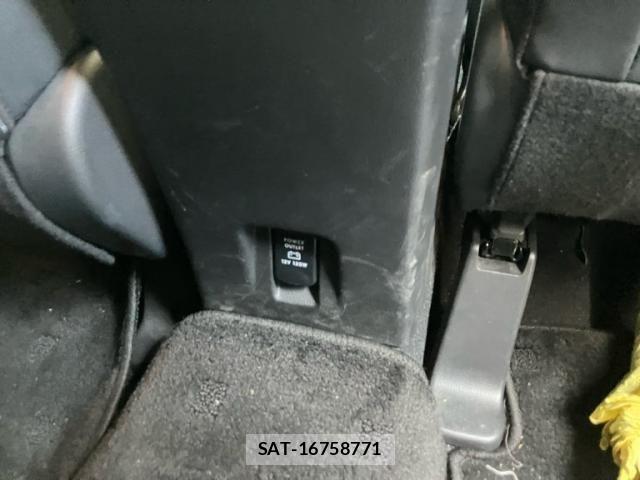 Mitsubishi ECLIPSE CROSS 2021-08 8314276-13