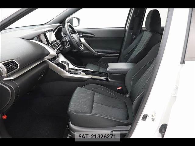 Mitsubishi ECLIPSE CROSS 2020-06 8412137-11
