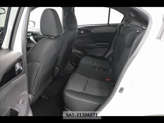 Mitsubishi ECLIPSE CROSS 2020-06 8412137-12