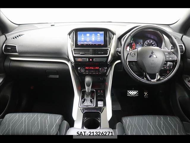 Mitsubishi ECLIPSE CROSS 2020-06 8412137-28