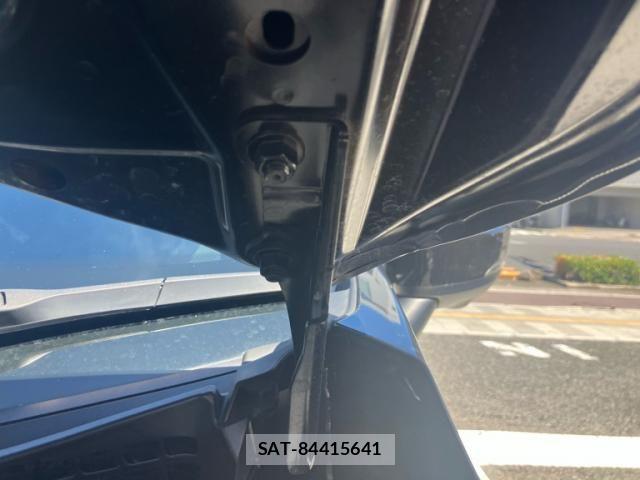 Mitsubishi ECLIPSE CROSS 2023-02 8485323-27
