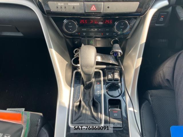 Mitsubishi ECLIPSE CROSS 2021-05 8524614-26