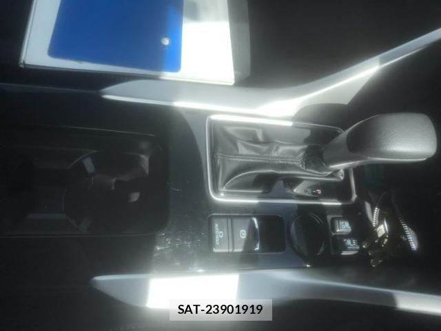 Mitsubishi ECLIPSE CROSS 2021-10 8658870-20