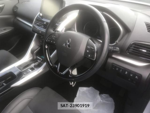 Mitsubishi ECLIPSE CROSS 2021-10 8658870-23