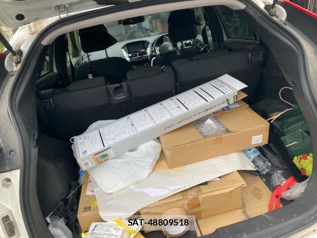 Mitsubishi ECLIPSE CROSS 2018-09 8666081-12