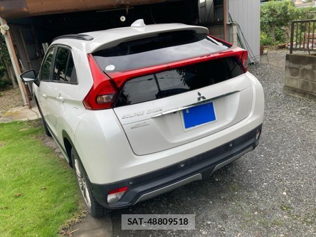 Mitsubishi ECLIPSE CROSS 2018-09 8666081-1