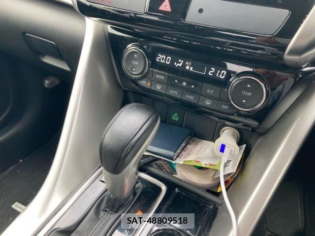 Mitsubishi ECLIPSE CROSS 2018-09 8666081-19