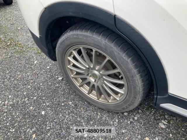 Mitsubishi ECLIPSE CROSS 2018-09 8666081-3