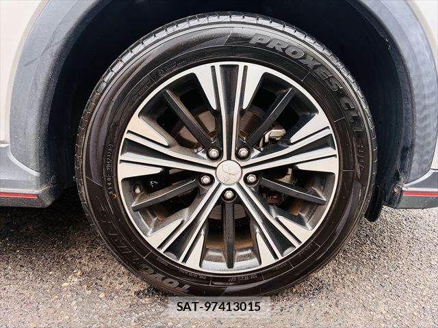 Mitsubishi ECLIPSE CROSS 2018-03 8741807-13