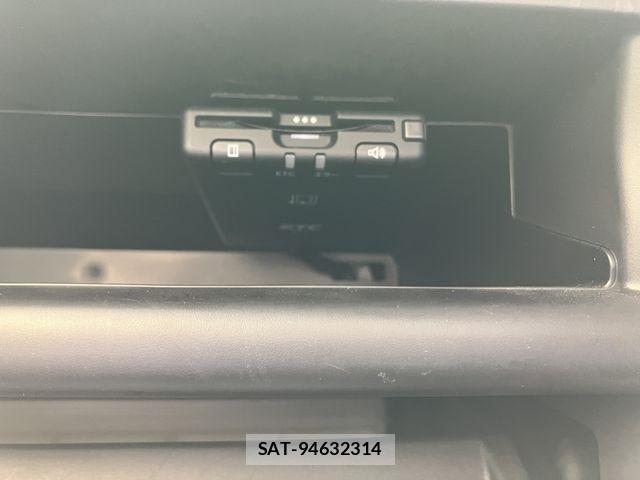 Mitsubishi ECLIPSE CROSS 2022-04 8870901-11
