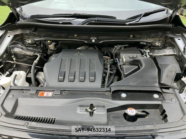 Mitsubishi ECLIPSE CROSS 2022-04 8870901-29