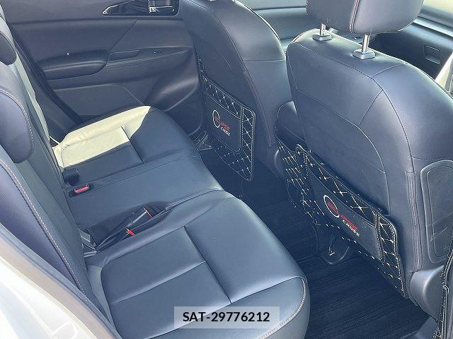 Mitsubishi ECLIPSE CROSS 2019-08 6904540-9