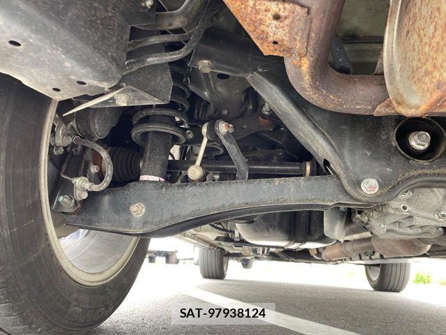 Mitsubishi ECLIPSE CROSS 2024-03 7217813-19