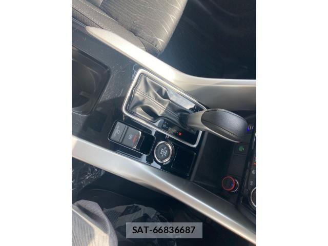 Mitsubishi ECLIPSE CROSS 2018-03 7217811-15