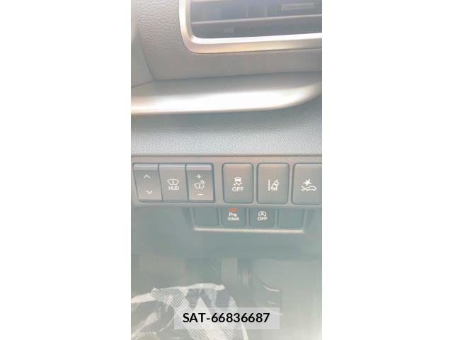 Mitsubishi ECLIPSE CROSS 2018-03 7217811-22
