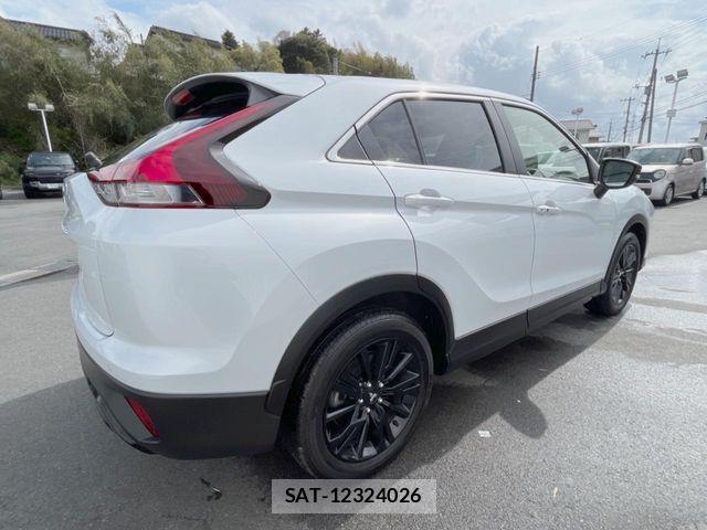Mitsubishi ECLIPSE CROSS 2024-03 7250612-18