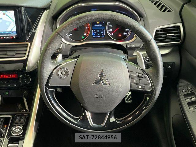 Mitsubishi ECLIPSE CROSS 2020-01 7392002-11