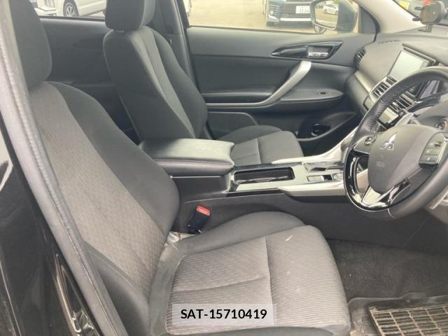 Mitsubishi ECLIPSE CROSS 2022-10 7454081-19