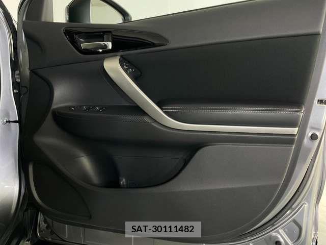 Mitsubishi ECLIPSE CROSS 2019-06 7500379-13