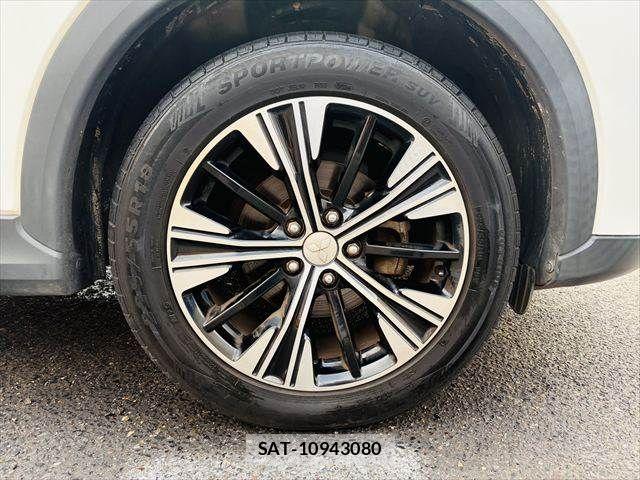 Mitsubishi ECLIPSE CROSS 2020-02 7961354-14