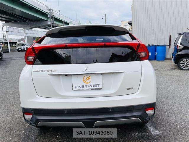 Mitsubishi ECLIPSE CROSS 2020-02 7961354-19