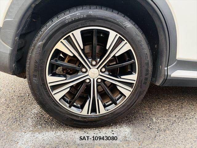 Mitsubishi ECLIPSE CROSS 2020-02 7961354-28