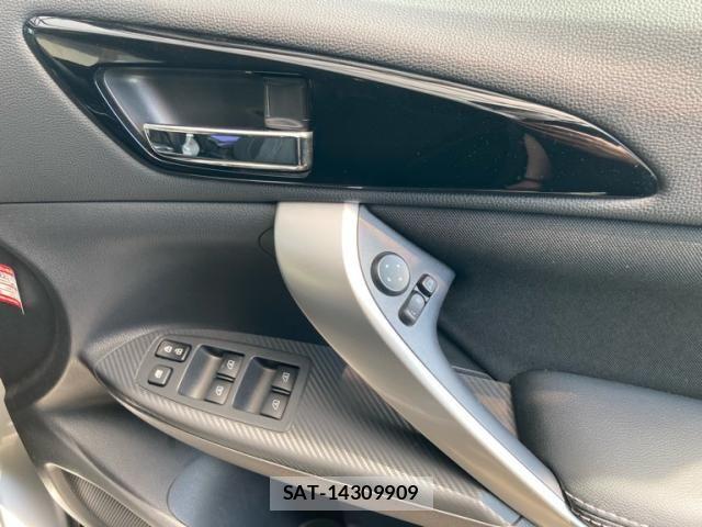Mitsubishi ECLIPSE CROSS 2019-03 7961351-17