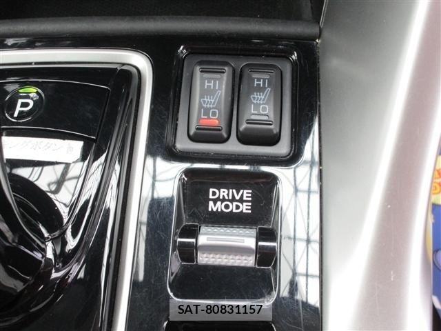 Mitsubishi ECLIPSE CROSS 2021-11 8035335-8