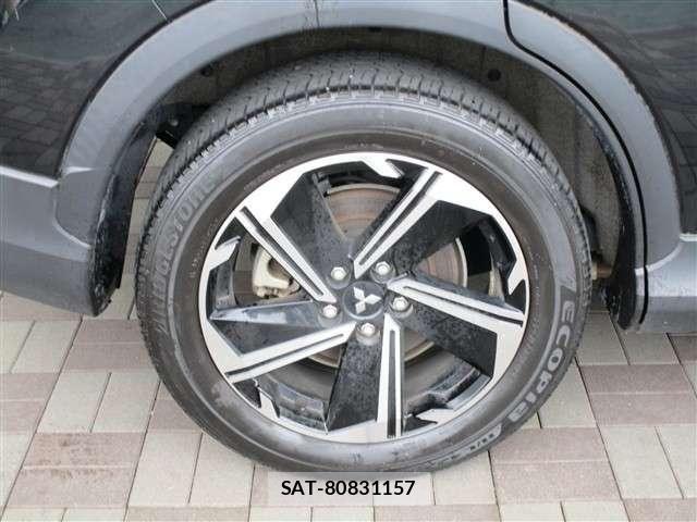 Mitsubishi ECLIPSE CROSS 2021-11 8035335-24