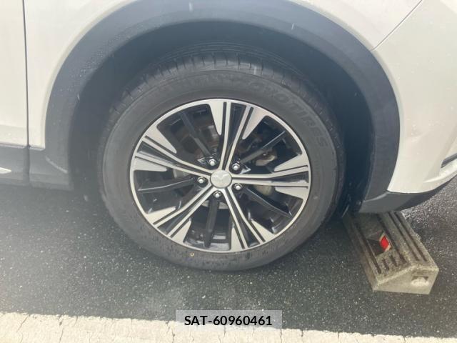 Mitsubishi ECLIPSE CROSS 2019-09 8098968-4