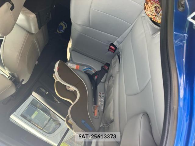 Mitsubishi ECLIPSE CROSS 2024-04 8098967-11