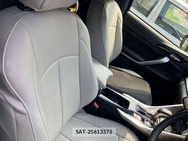 Mitsubishi ECLIPSE CROSS 2024-04 8098967-12