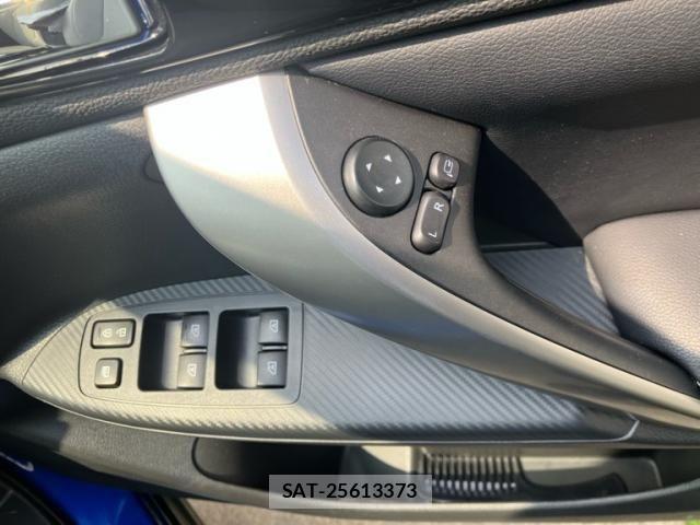 Mitsubishi ECLIPSE CROSS 2024-04 8098967-14