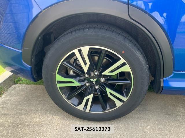 Mitsubishi ECLIPSE CROSS 2024-04 8098967-4