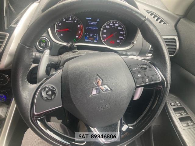 Mitsubishi ECLIPSE CROSS 2019-08 8207359-17